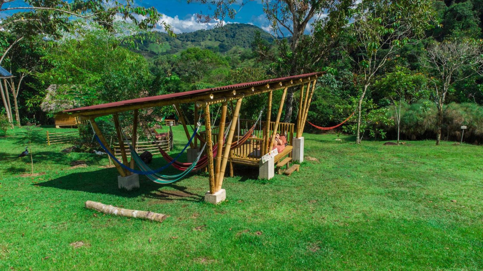 La Perla Negra - Black Pearl Eco Hostel San Rafael  Exterior photo